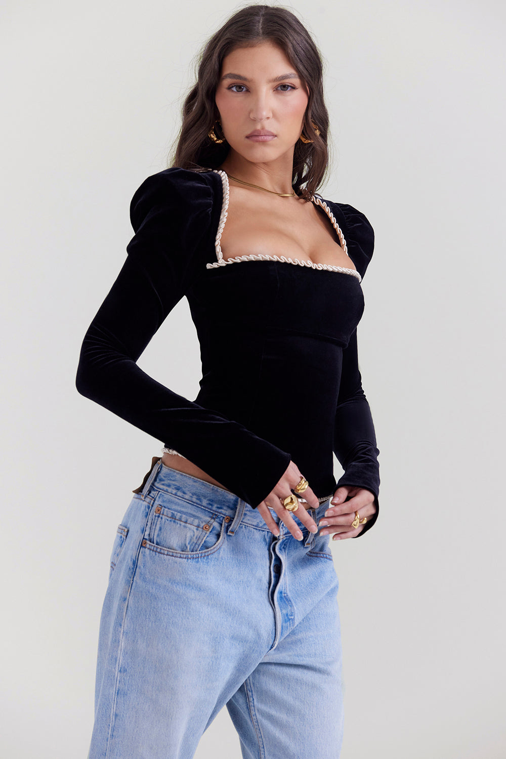Helviana | Velvet Top